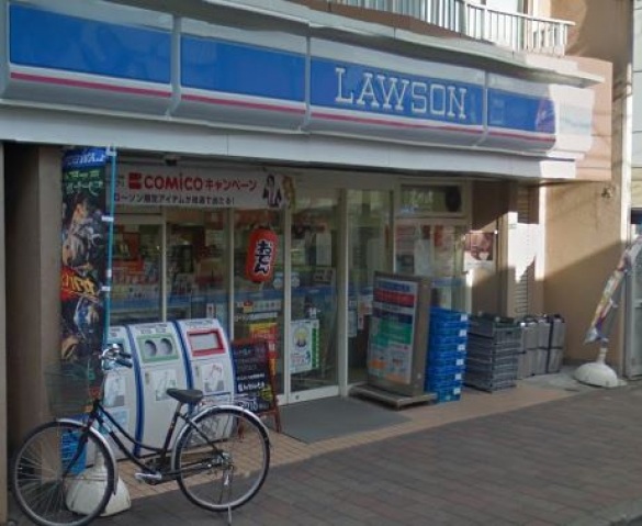 コンビニ　ローソンストア100武蔵新田店（コンビニ）まで302m