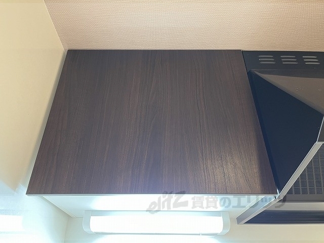 収納　キッチン台上