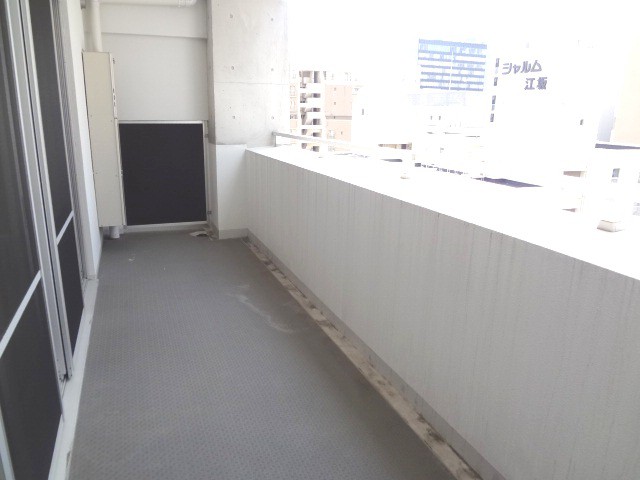 地下鉄御堂筋線 江坂駅 徒歩3分 13階建 築20年の内装写真