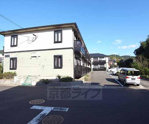 京阪宇治線 三室戸駅 徒歩10分 2階建 築32年の外観写真
