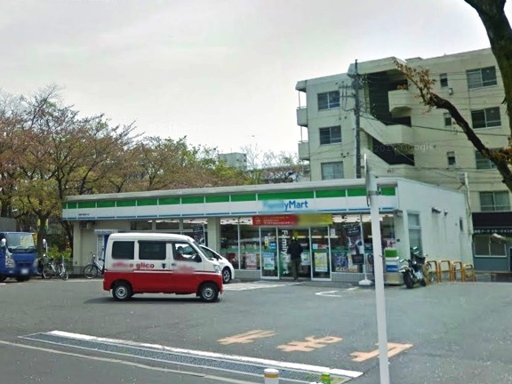 コンビニ　ファミリーマート板橋市場通り店（コンビニ）まで259m
