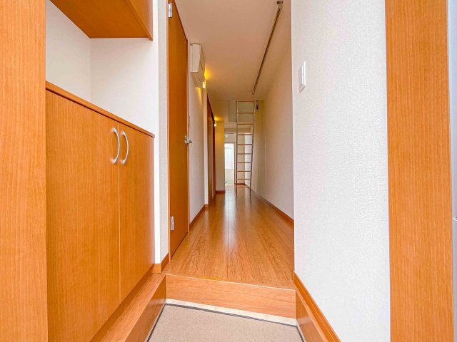 エピ駒沢の玄関写真