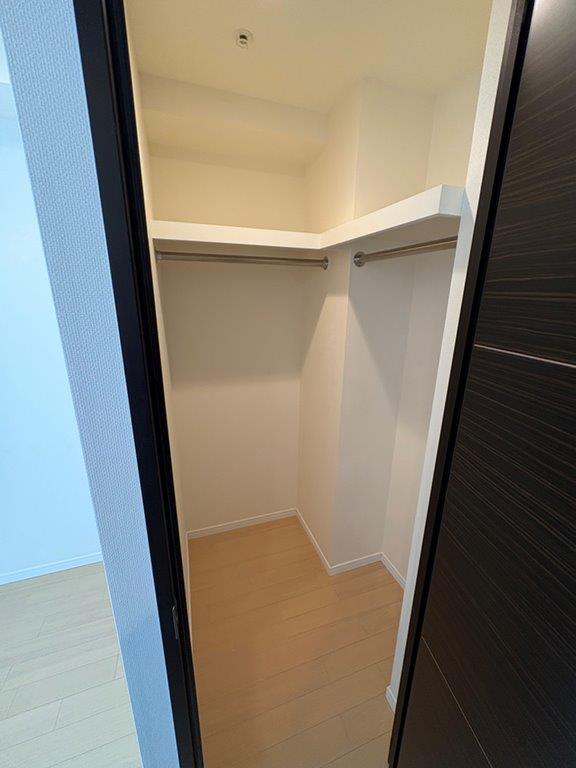 収納　洋室約7帖のウォークインクローゼット