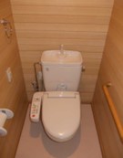 西武池袋線 東久留米駅 徒歩9分 3階建 築27年のトイレ写真