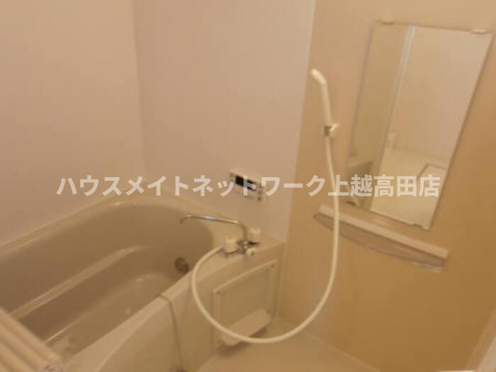 バス・シャワールーム　浴室（追焚機能付）