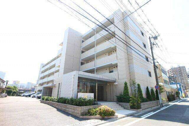 建物外観　オートロック完備