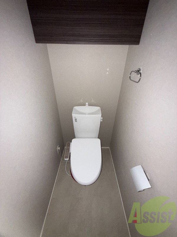 トイレ　トイレの写真です。シンプルで使いやすそうですね。