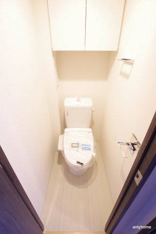 ＪＲ東海道本線 東淀川駅 徒歩7分 10階建 築7年のトイレ写真