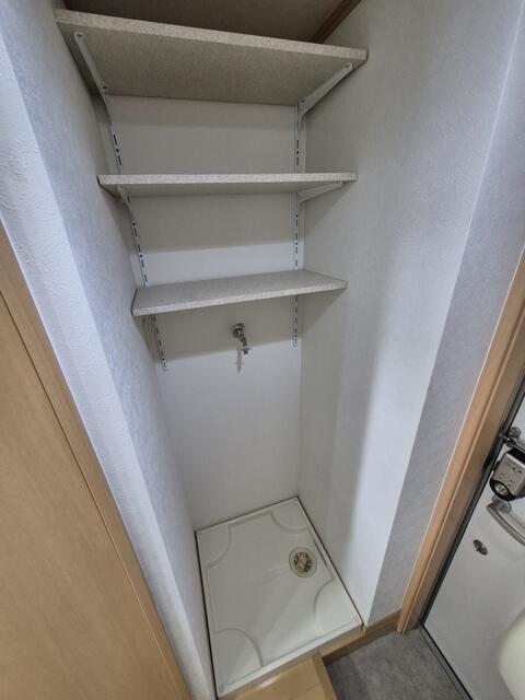 その他設備　●室内洗濯機置き場