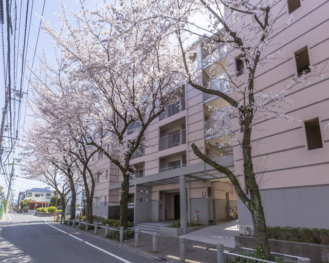 URスクエアー世田谷桜丘の外観写真