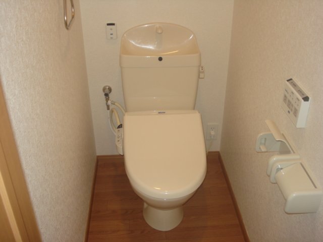 トイレ　シャワー付トイレ（イメージ）
