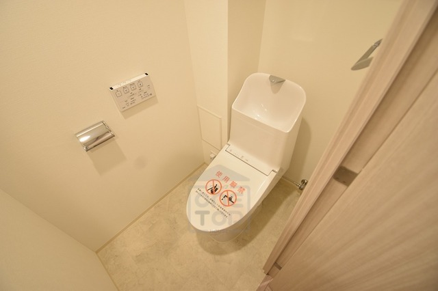 プレミスト江坂のトイレ写真
