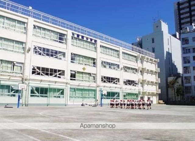 小学校　東陽小学校（小学校）まで302m