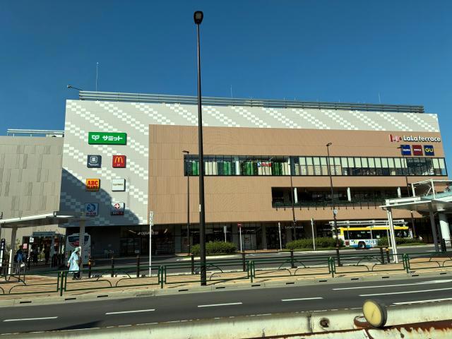 ホームセンター　ノジマららテラス北綾瀬店（ホームセンター）まで743m