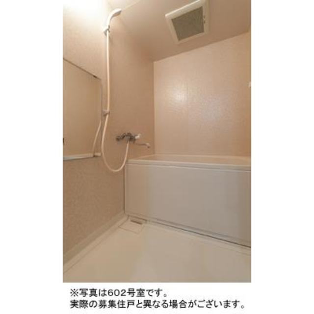 バス・シャワールーム　※写真は同タイプ住戸です。