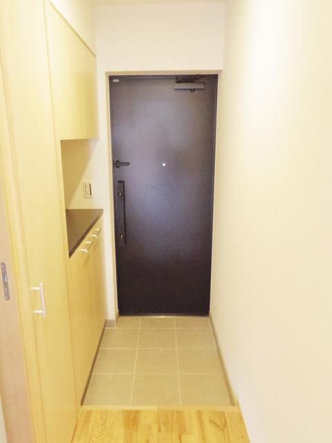 玄関　※同間取り参考写真