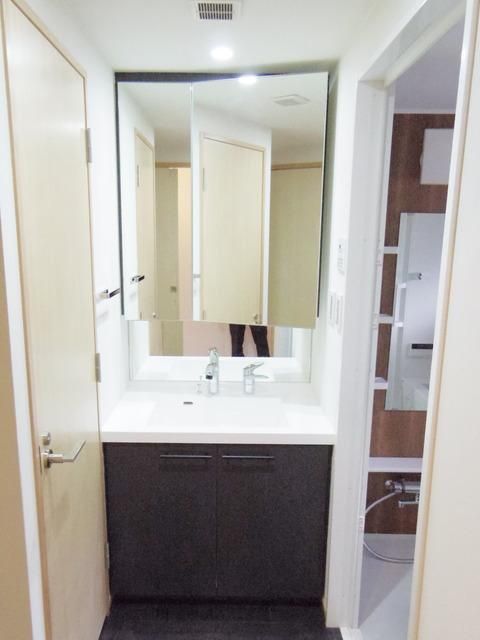 洗面設備　※同間取り参考写真