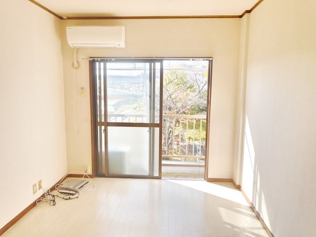 居室・リビング　★お部屋探しは株式会社タウンハウジング東京まで★