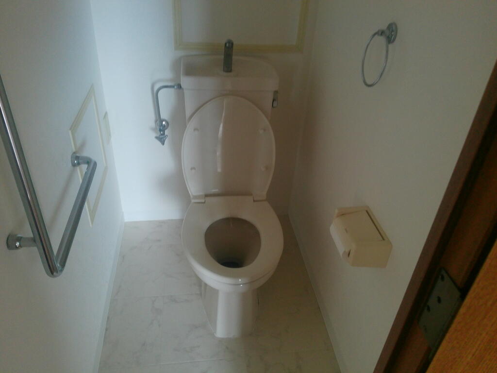 ジーニスコート芝軒のトイレ写真