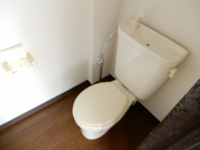 トイレ　図面と現状に相違がある場合には現状を優先