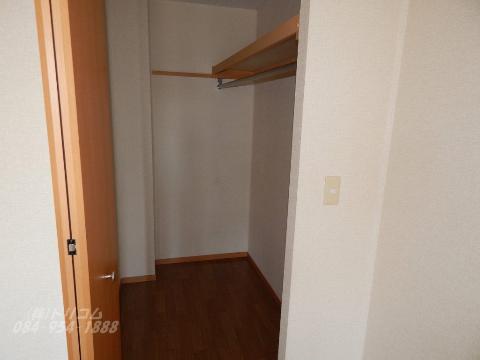 収納　ウォークインクローゼット