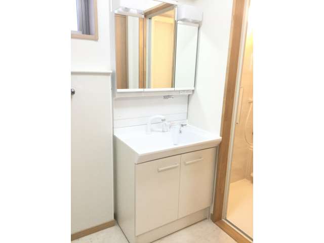 洗面設備　洗髪洗面化粧台