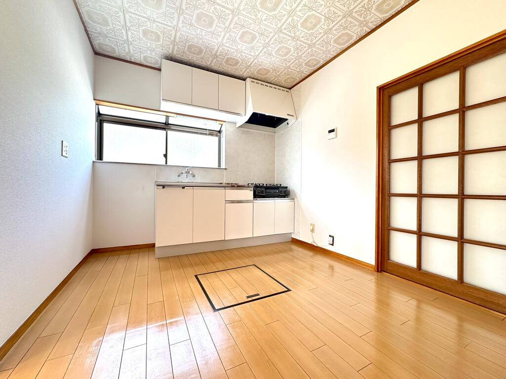 コーポSTの居間写真