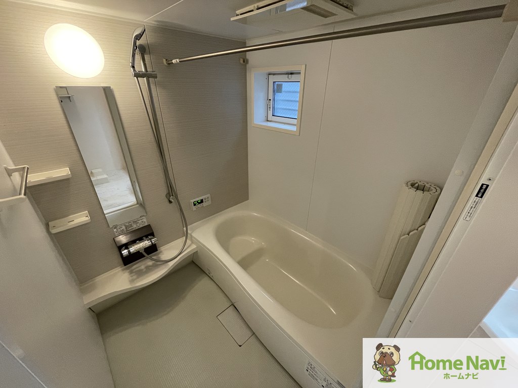 バス・シャワールーム　浴室乾燥機・追い焚き付き