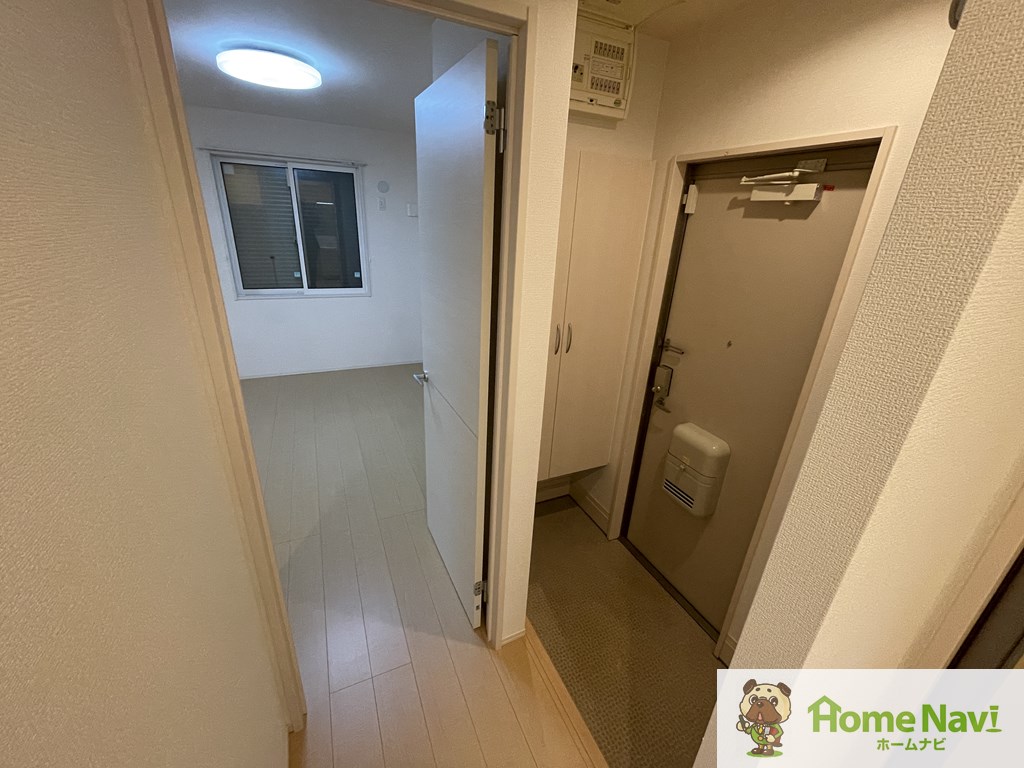 玄関　大きなシューズボックス