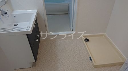 【グリーンビュー鶴見一号棟の洗面設備】