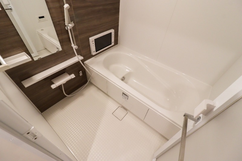 バス・シャワールーム　図面と現状に相違がある場合には現状を優先