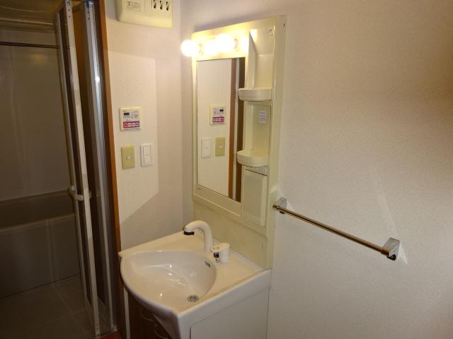 洗面設備　洗髪洗面化粧台