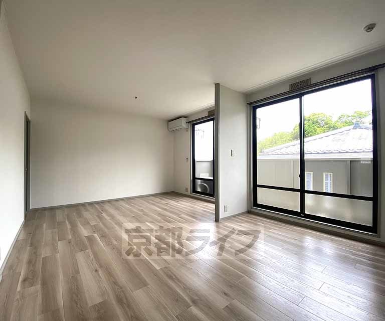 居室・リビング　開放感のあるリビングです。