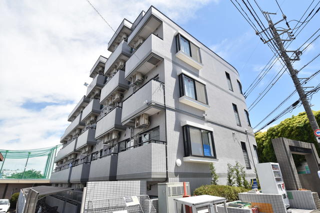 第一ベルハイムの建物外観