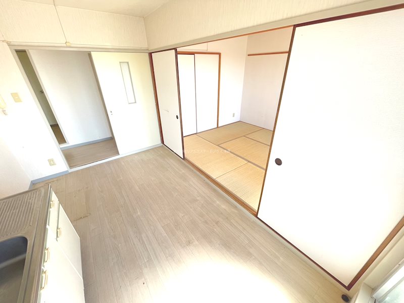 居室・リビング　別部屋の写真です。