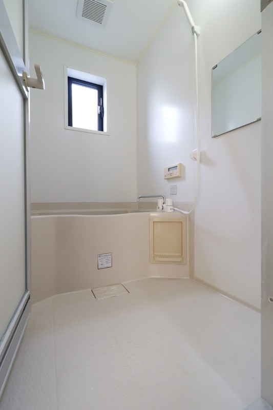 バス・シャワールーム　図面と現状に相違がある場合には現状を優先