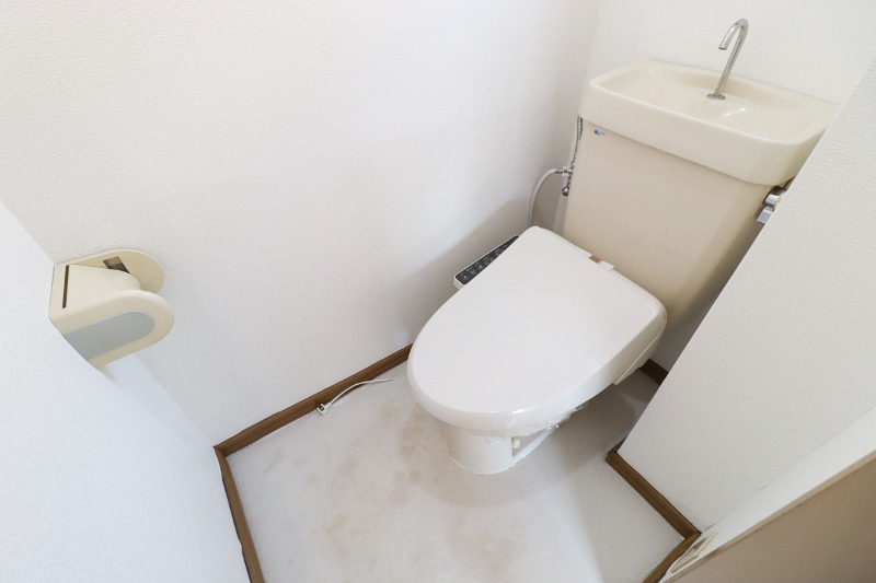 トイレ　図面と現状に相違がある場合には現状を優先