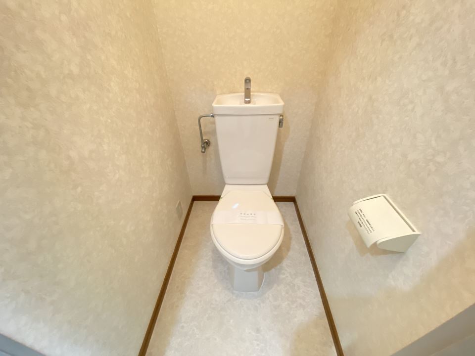 トイレ　洋式トイレです