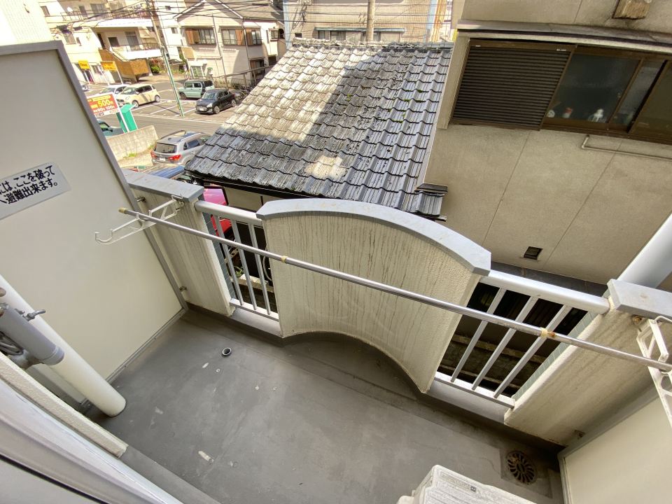 バルコニー　東向きのお部屋です