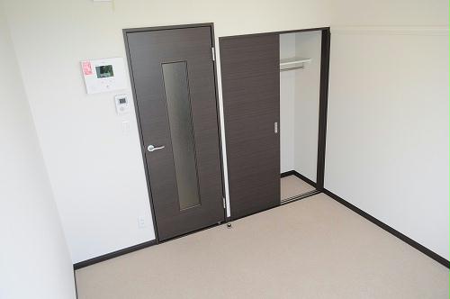 キッチン　2Fは居室外に収納