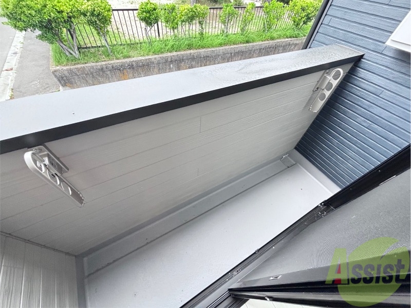 バルコニー　こちらはバルコニーになります。洗濯物はこちらで。