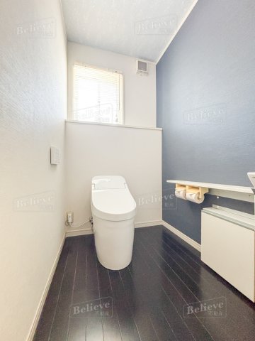 トイレ　嬉しい温水洗浄便座付き♪