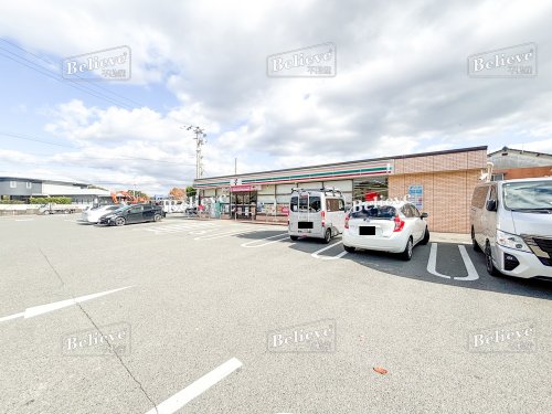 コンビニ　セブンイレブン 久留米藤光町店（コンビニ）まで401m