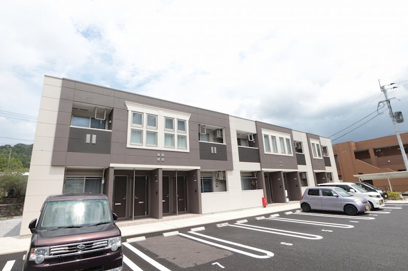 建物外観　古賀市・新宮町・福津市でお部屋を探される際は、トーマスリビン