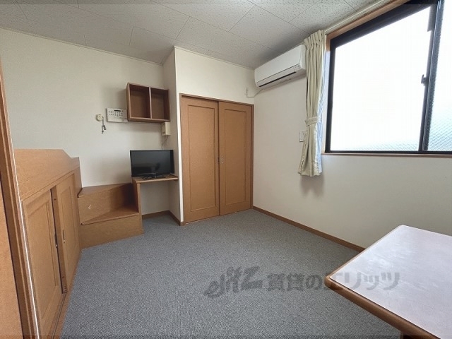 居室・リビング　洋室