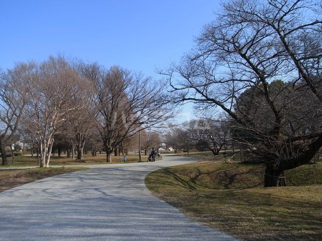 公園　武蔵野の森公園（公園）まで586m