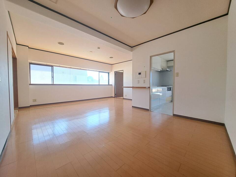 居室・リビング　リビング