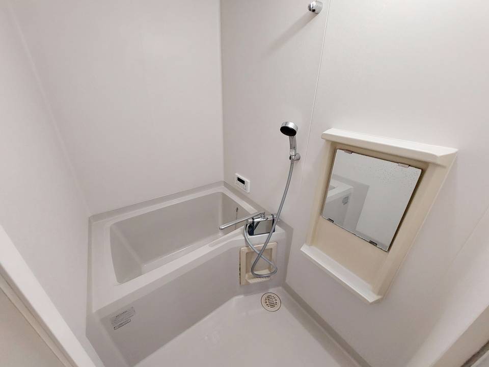 バス・シャワールーム　浴室