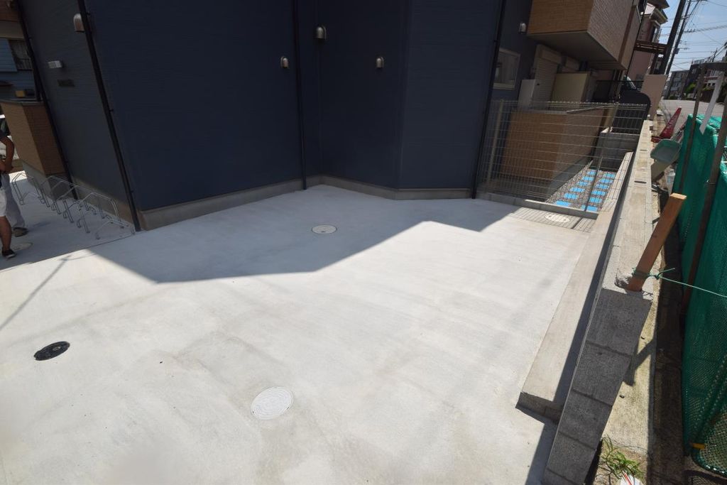 駐車場　駐車場