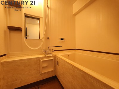 バス・シャワールーム　追い炊き機能付きバスでおすすめ！